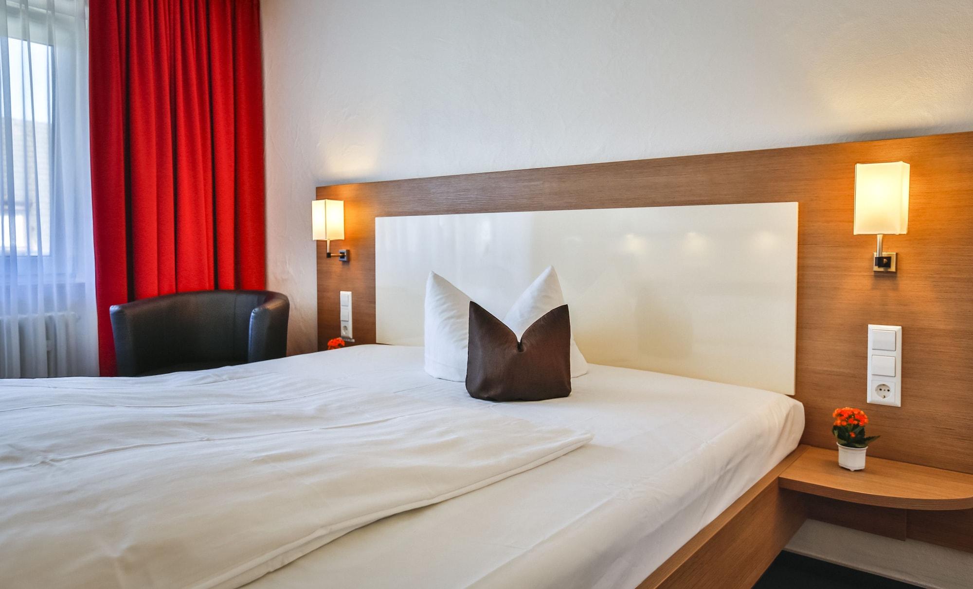 Ambassador Thecontinents Hotel Karlsruhe Ngoại thất bức ảnh