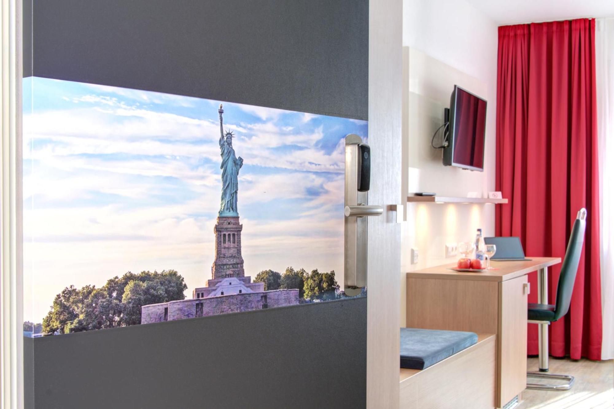 Ambassador Thecontinents Hotel Karlsruhe Ngoại thất bức ảnh