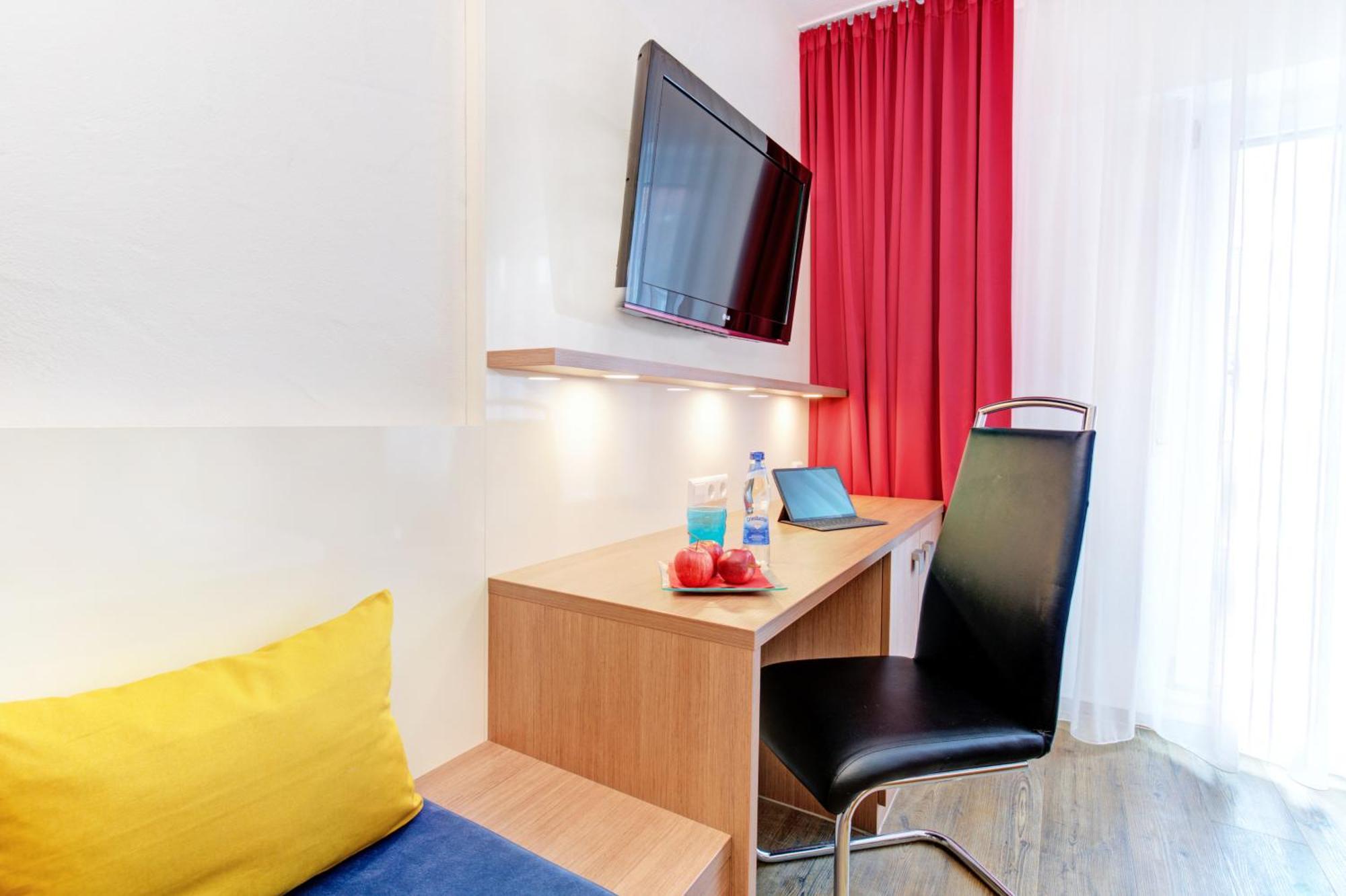 Ambassador Thecontinents Hotel Karlsruhe Ngoại thất bức ảnh