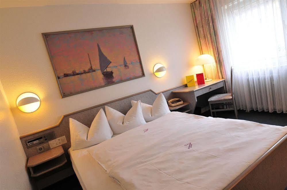 Ambassador Thecontinents Hotel Karlsruhe Ngoại thất bức ảnh
