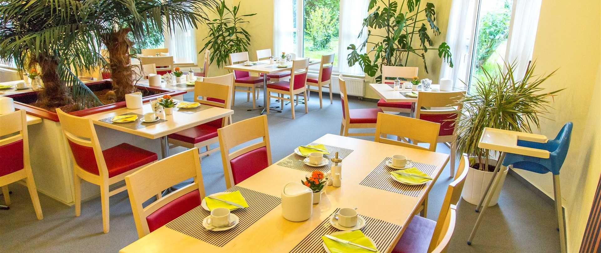 Ambassador Thecontinents Hotel Karlsruhe Ngoại thất bức ảnh