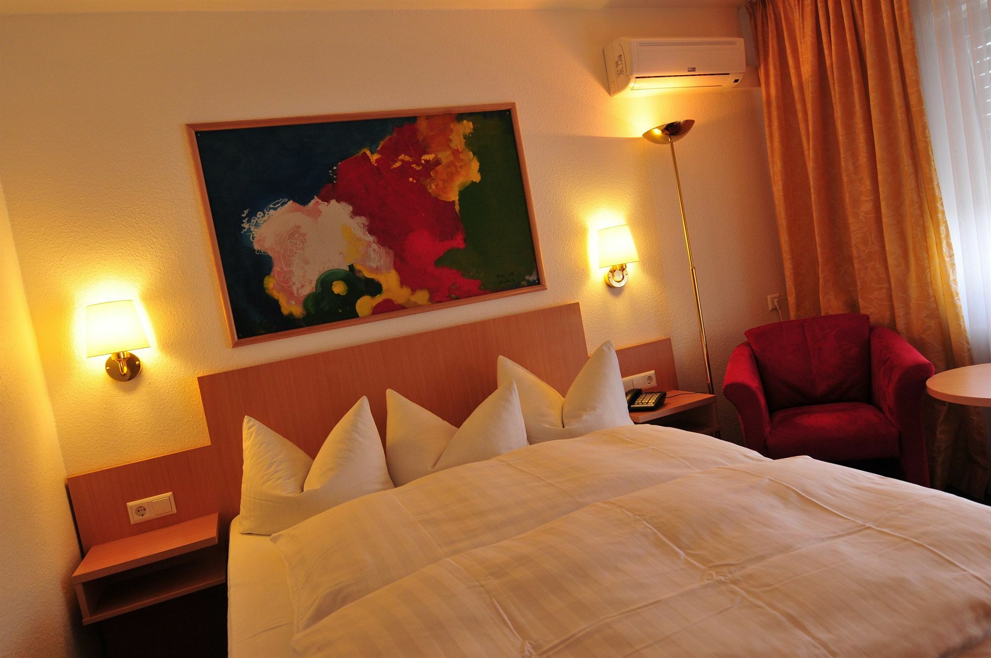 Ambassador Thecontinents Hotel Karlsruhe Ngoại thất bức ảnh